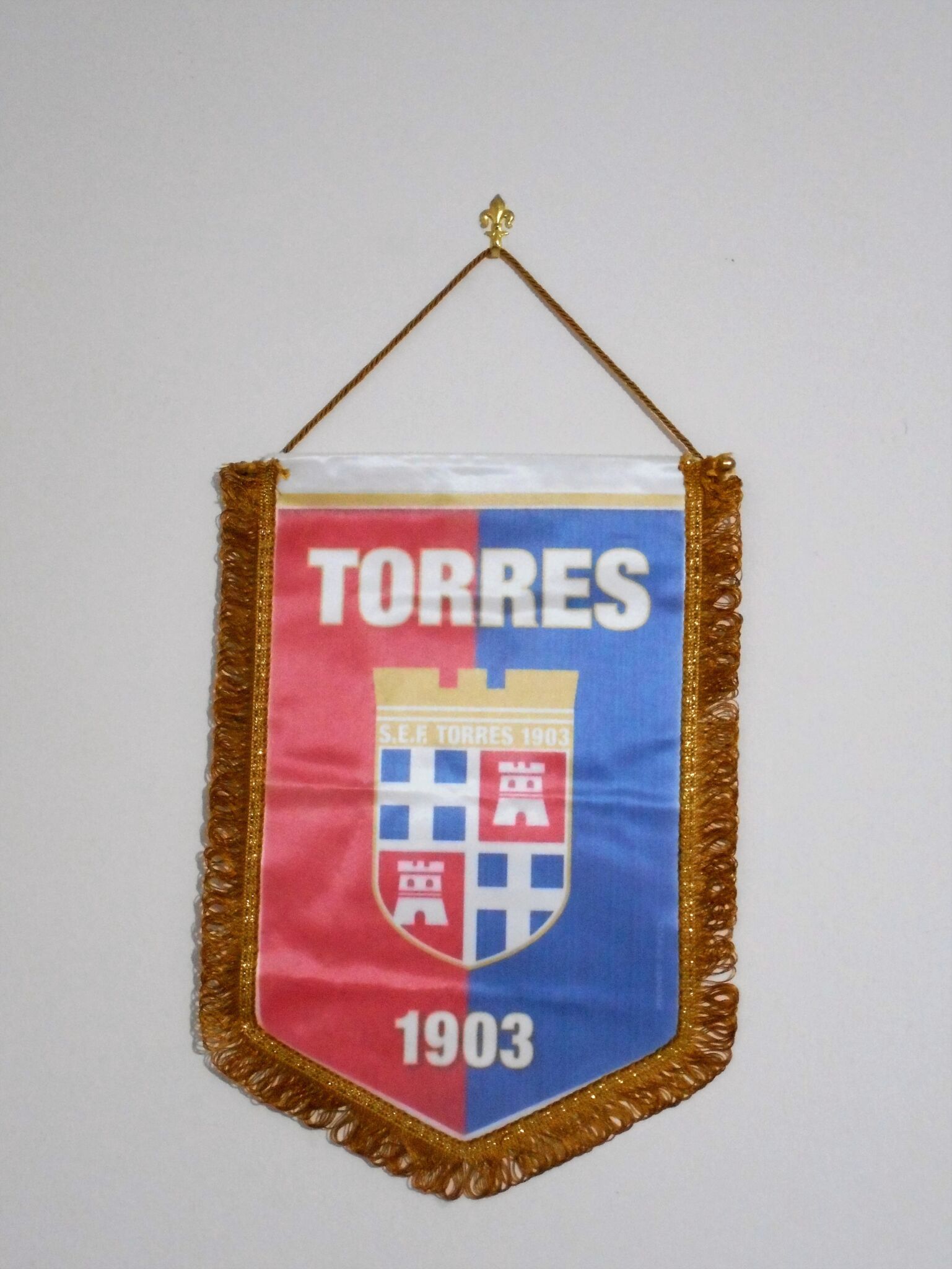 I Gagliardetti d’Italia la Torres Gli Eroi del Calcio