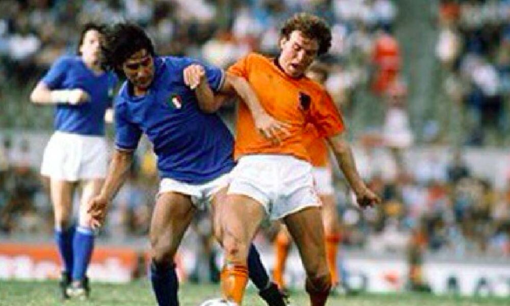 6 gennaio 1981 Carlo Ancelotti segna l’unico gol dell’Italia al