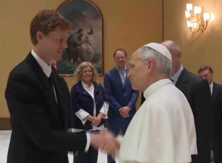 Jannik Sinner e Papa Leone XIV