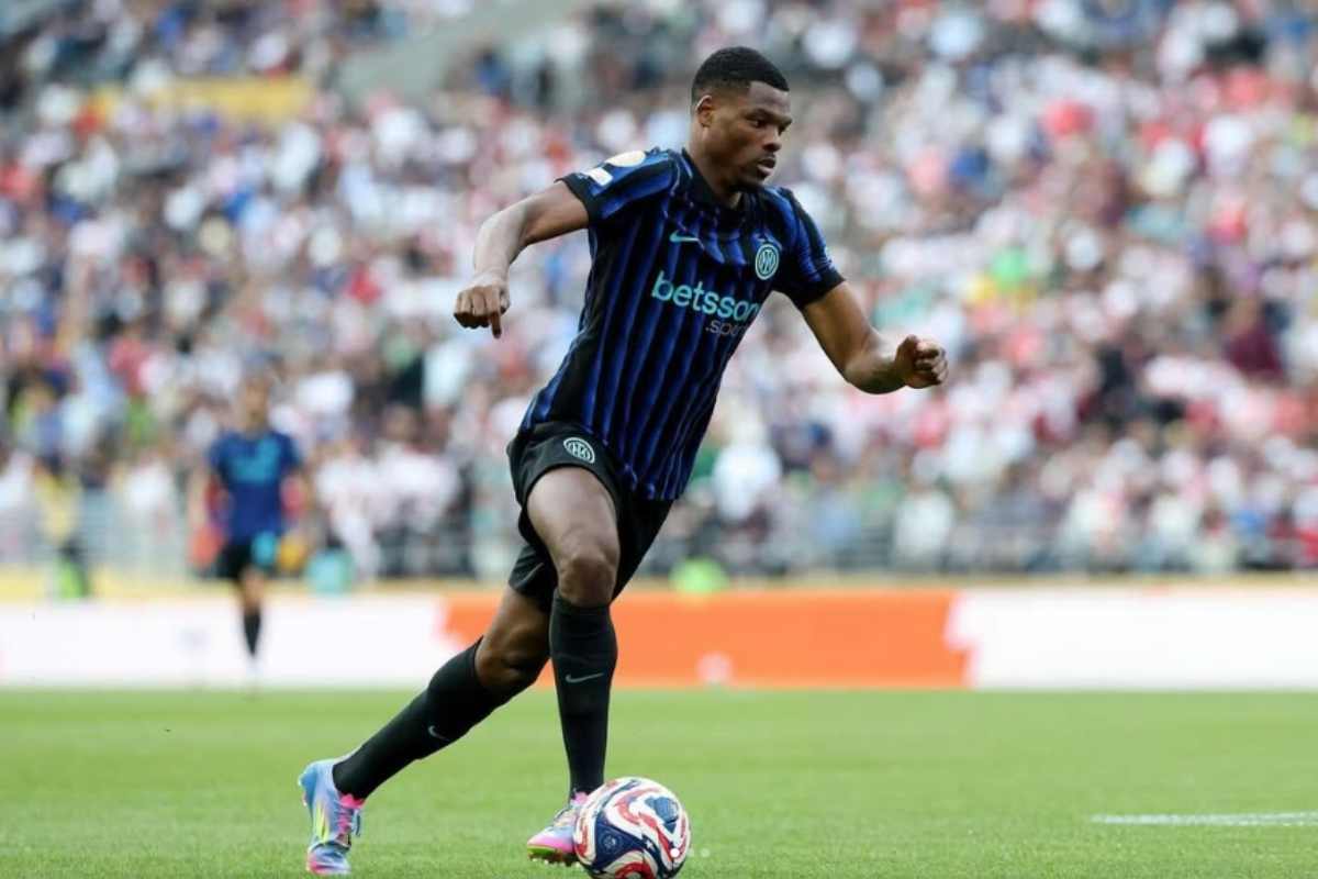 Inter Dumfries via in Premier