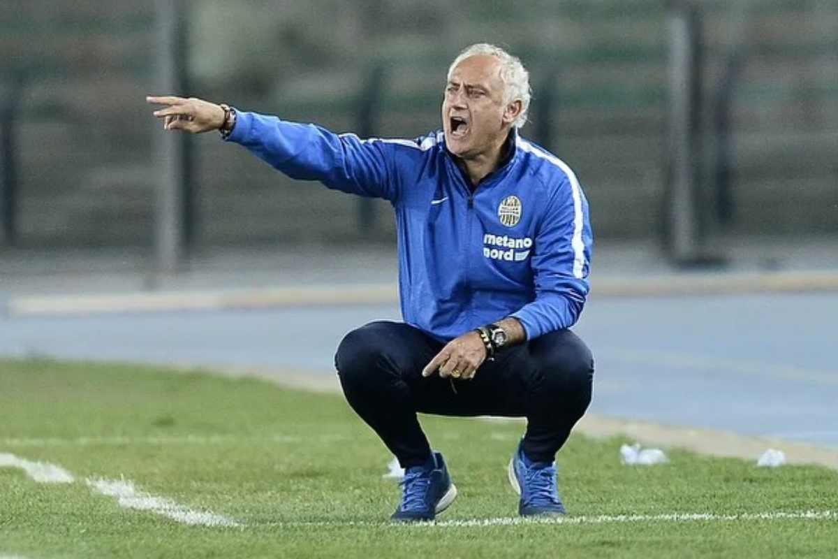 Esonero Mandorlini è ufficiale 