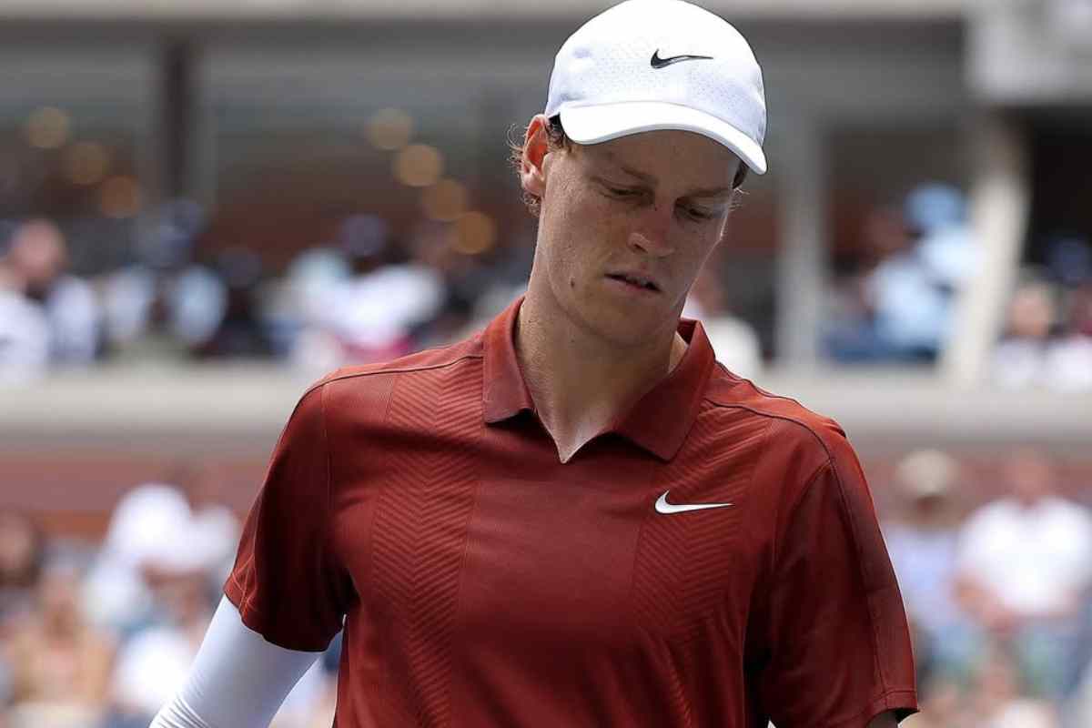 Stangata Sinner, la foto lo incastra: deve pagare tutto Stangata Sinner, la foto lo incastra: deve pagare tutto