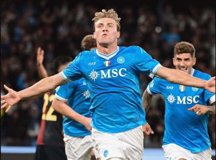 Napoli Hojlund dipendente