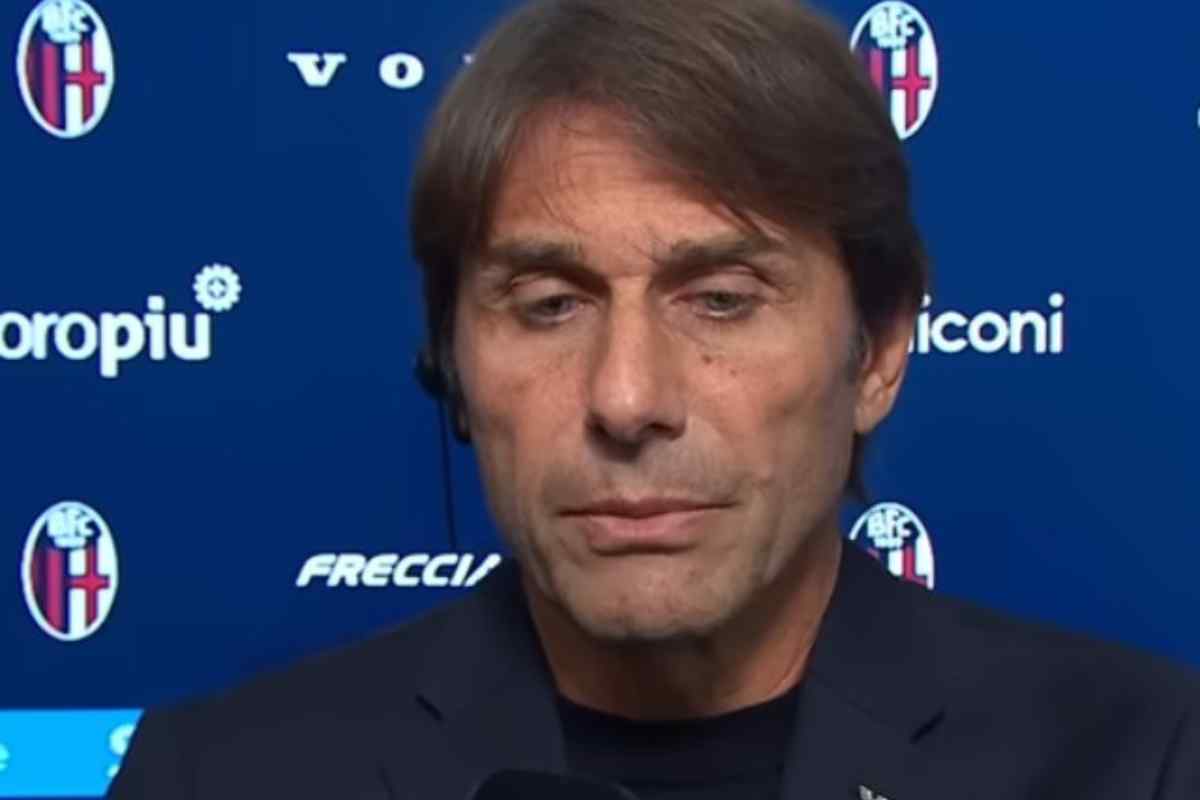 Napoli, finisce fuori squadra: ufficiale, decisione pesantissima