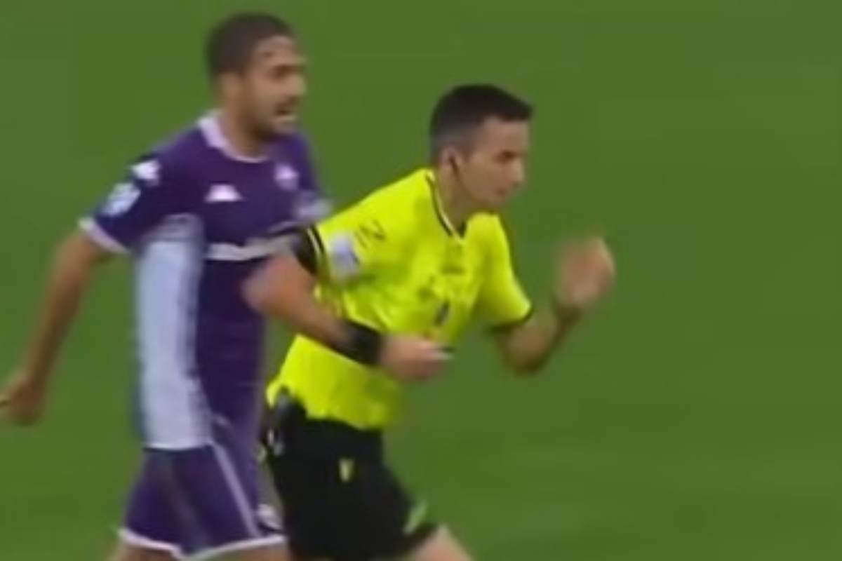 Rapuano va al VAR in Fiorentina Lecce