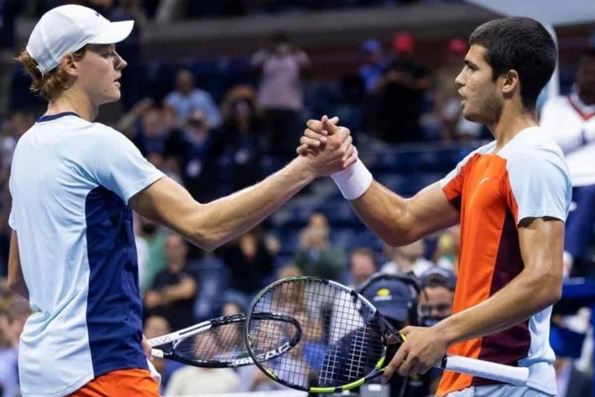 sinner alcaraz tifosi spiazzati non sono affatto amici tutto finto