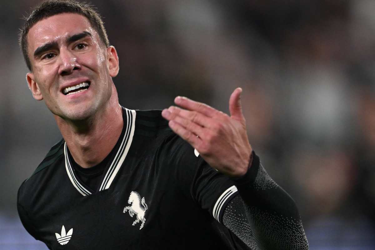 Vlahovic via a gennaio, mossa Juve: scambio clamoroso Vlahovic via a gennaio, mossa Juve: scambio clamoroso