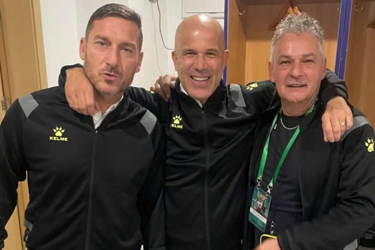 roberto baggio umiliato 232 tutto scritto brutto scherzo di totti da Glieroidelcalcio.com roberto baggio umiliato 232 tutto scritto brutto scherzo di totti