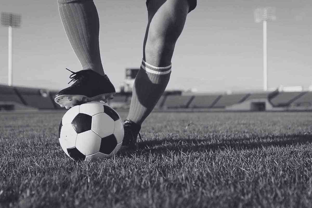 Lutto terribile, calcio travolto dal dolore: addio all’ex nazionale Lutto terribile, calcio travolto dal dolore: addio all’ex nazionale