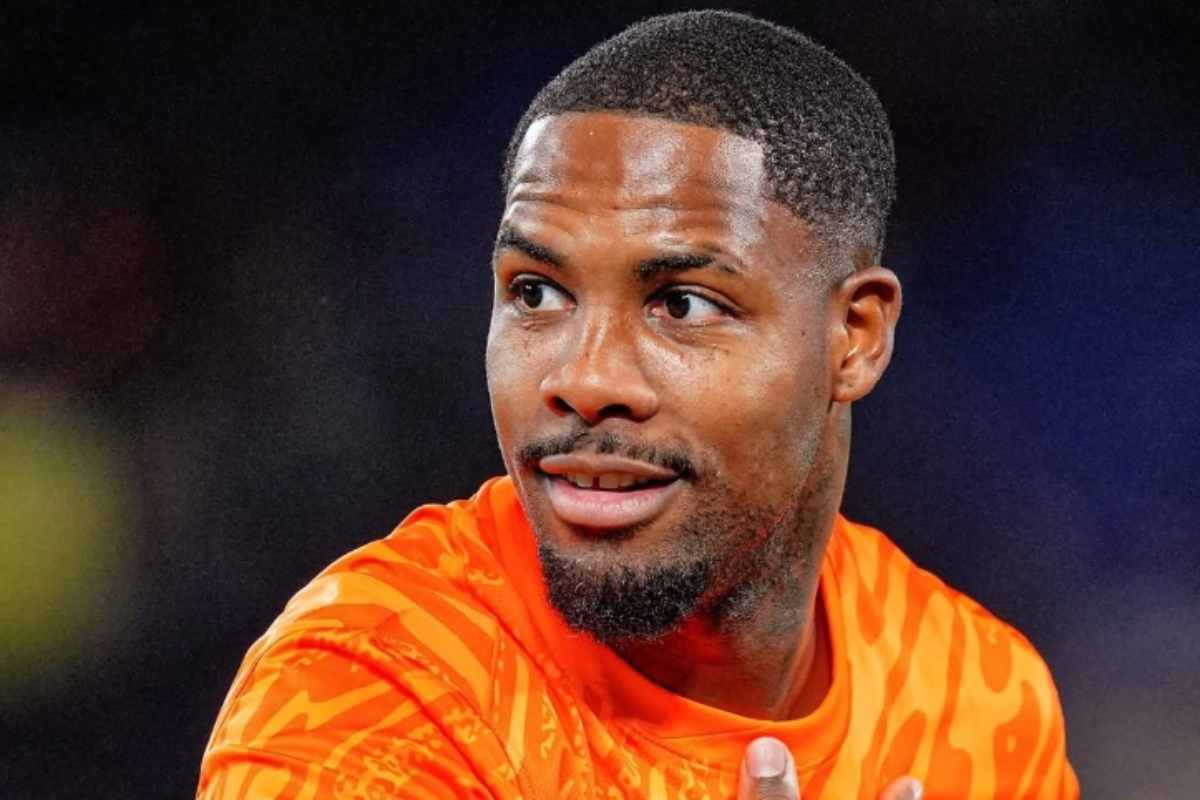 Maignan tradisce il Milan: va alla Juve per tre milioni Maignan tradisce il Milan: va alla Juve per tre milioni